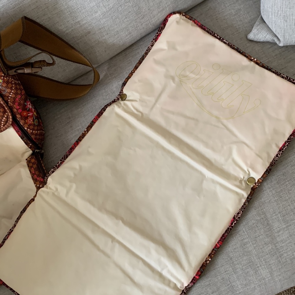 Oilily Brown and Pink Baby Bag Set - Picture 10 of 11